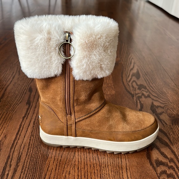 Koolaburra by UGG suede boot - Picture 2 of 10